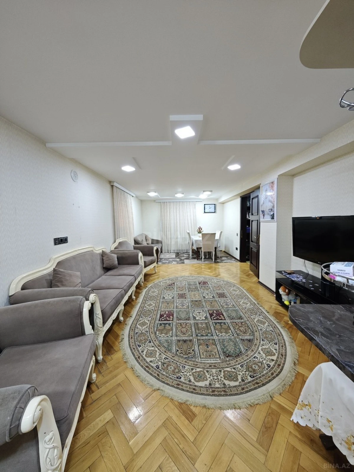 Satılır 7 otaqlı həyət evi 330 m²