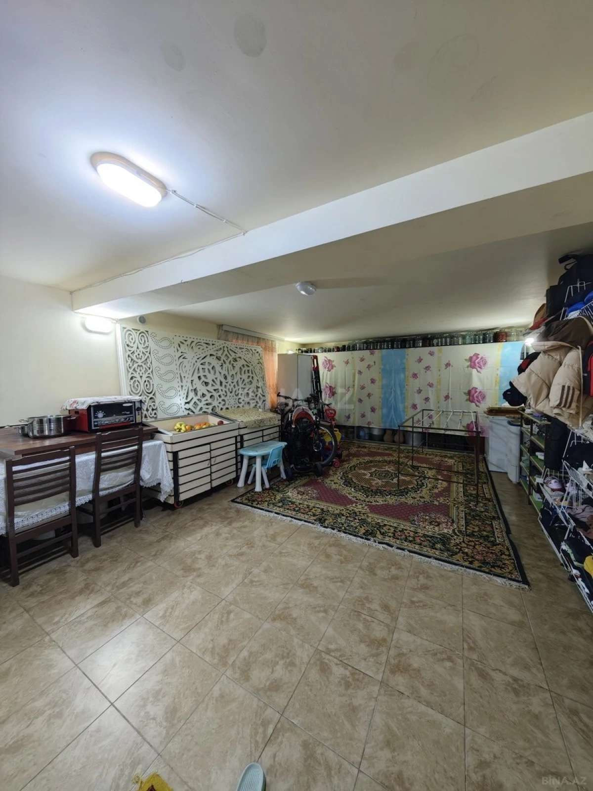 Satılır 7 otaqlı həyət evi 330 m²