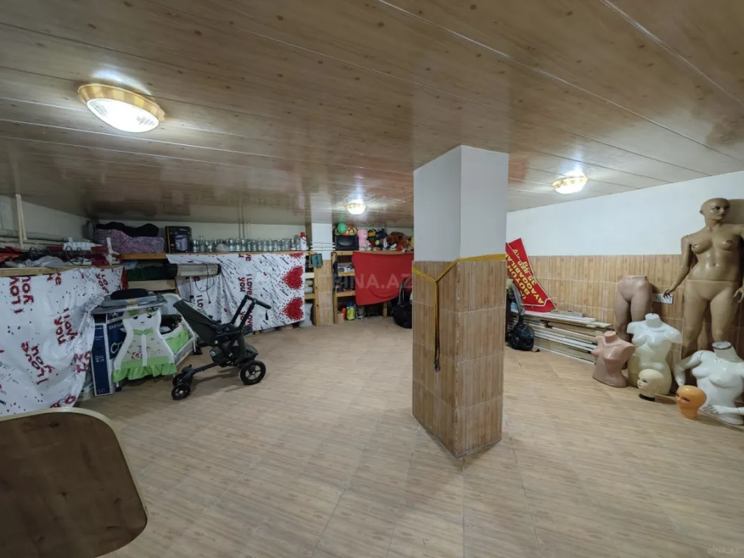 Satılır 7 otaqlı həyət evi 330 m²