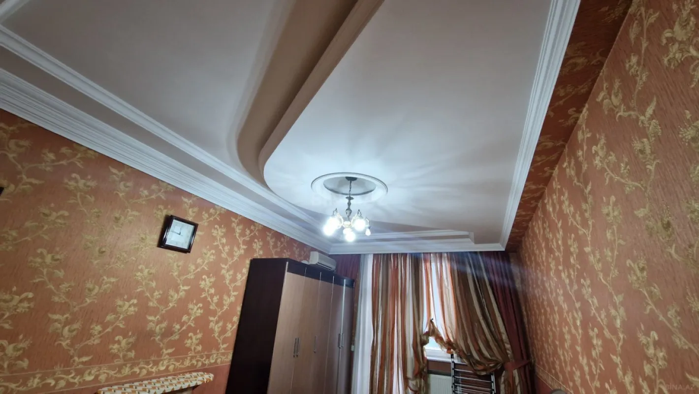 Kirayə verilir 2 otaqlı mənzil 100 m²