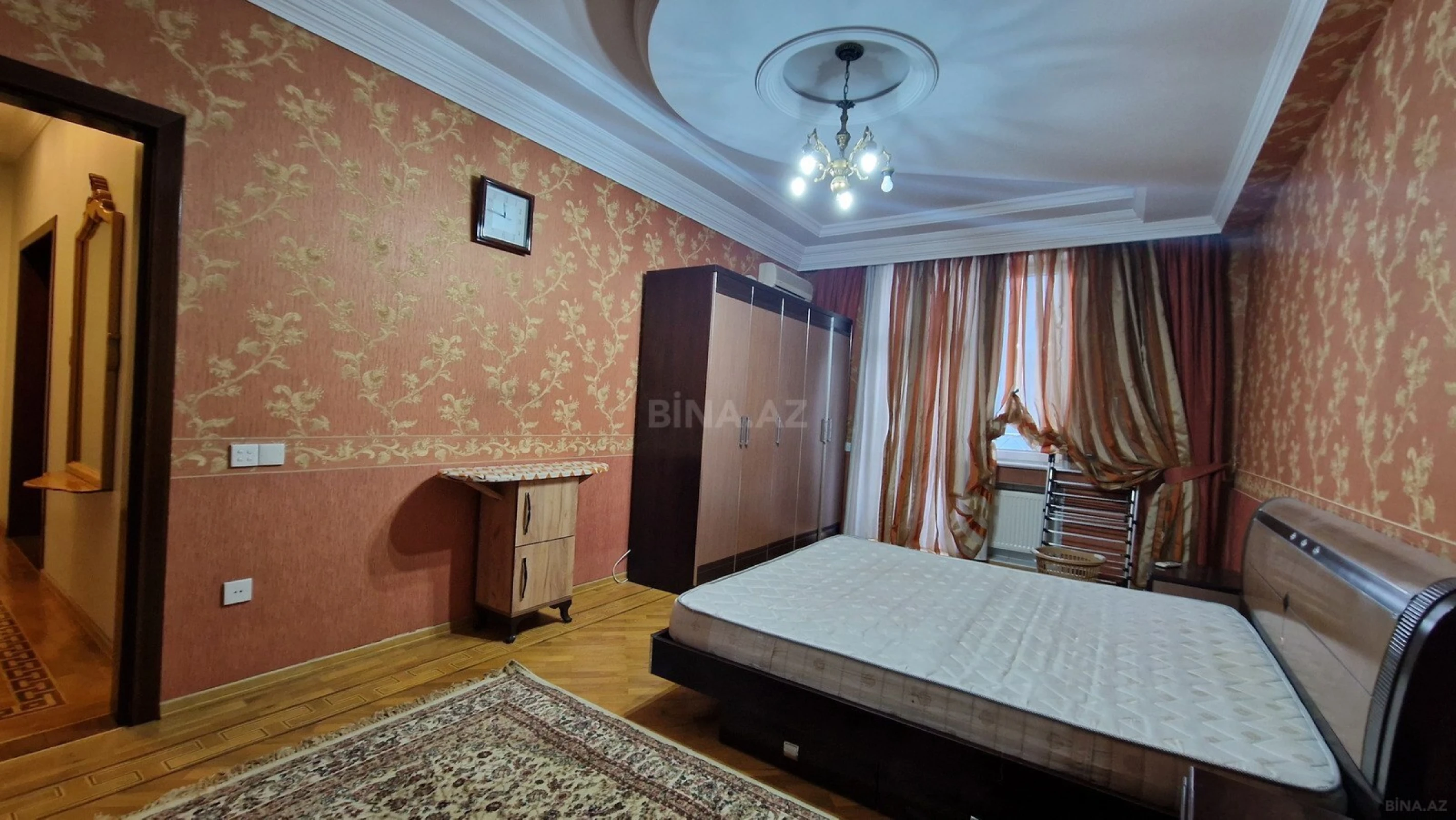 Kirayə verilir 2 otaqlı mənzil 100 m²