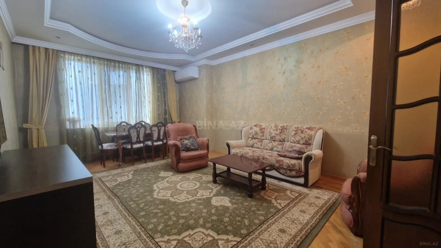 Kirayə verilir 2 otaqlı mənzil 100 m²