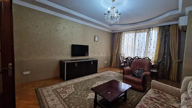 Kirayə verilir 2 otaqlı mənzil 100 m²