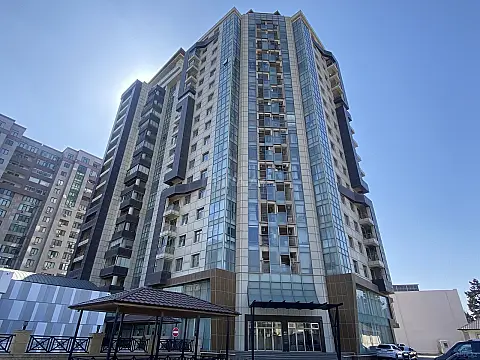 Satılır 3 otaqlı mənzil 135 m² — Bakı, Yasamal qəs. 3 otaq 135.00 m²