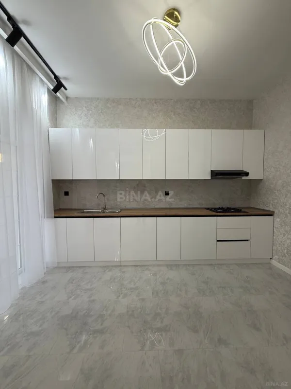 Satılır 4 otaqlı həyət evi 130 m²
