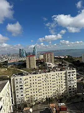 Satılır 2 otaqlı mənzil 120 m²