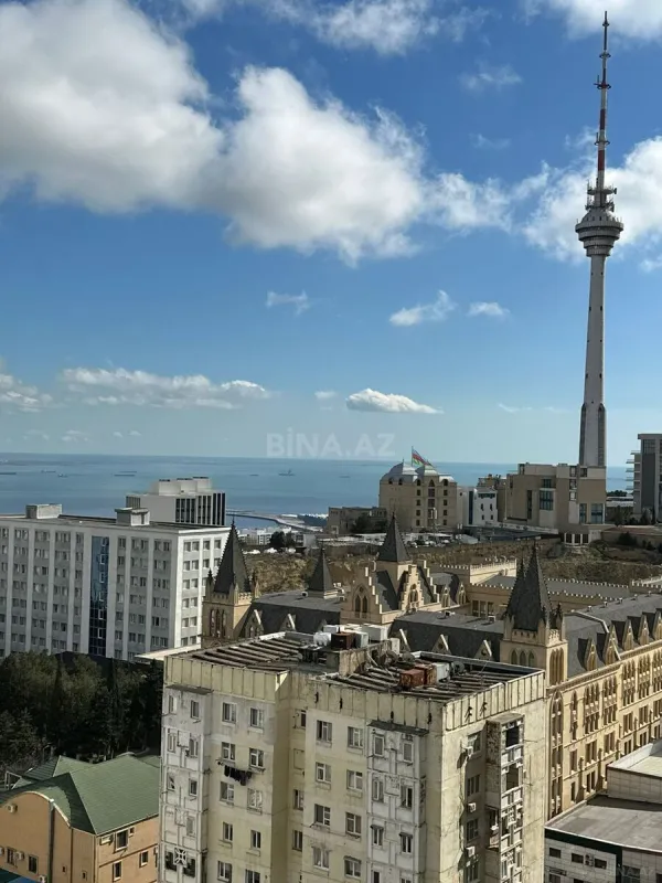 Satılır 2 otaqlı mənzil 120 m²