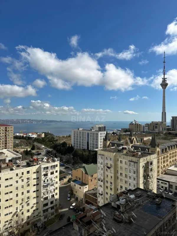 Satılır 2 otaqlı mənzil 120 m²