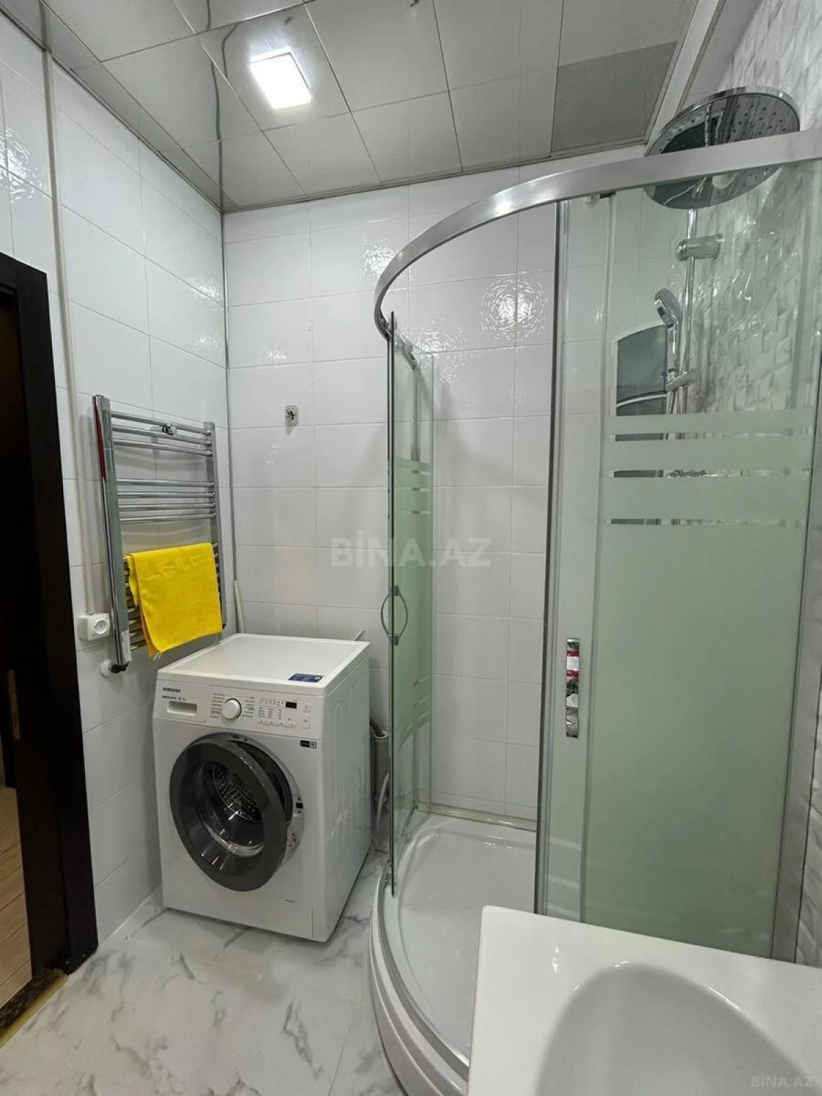 Kirayə verilir 2 otaqlı mənzil 55 m²