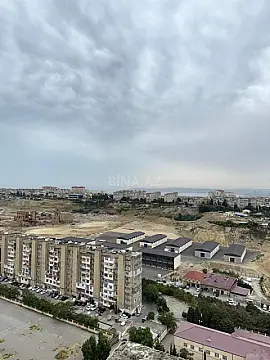 Satılır 3 otaqlı mənzil 122 m²