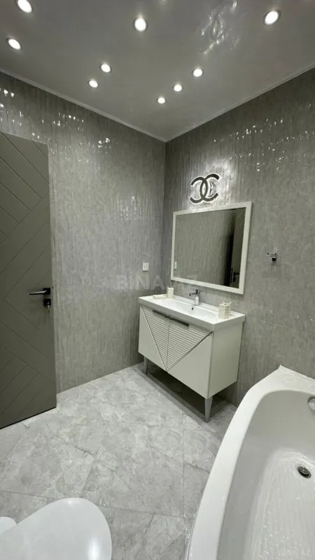 Kirayə verilir 3 otaqlı mənzil 180 m²