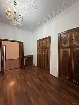 Kirayə verilir 3 otaqlı ofis 100 m²