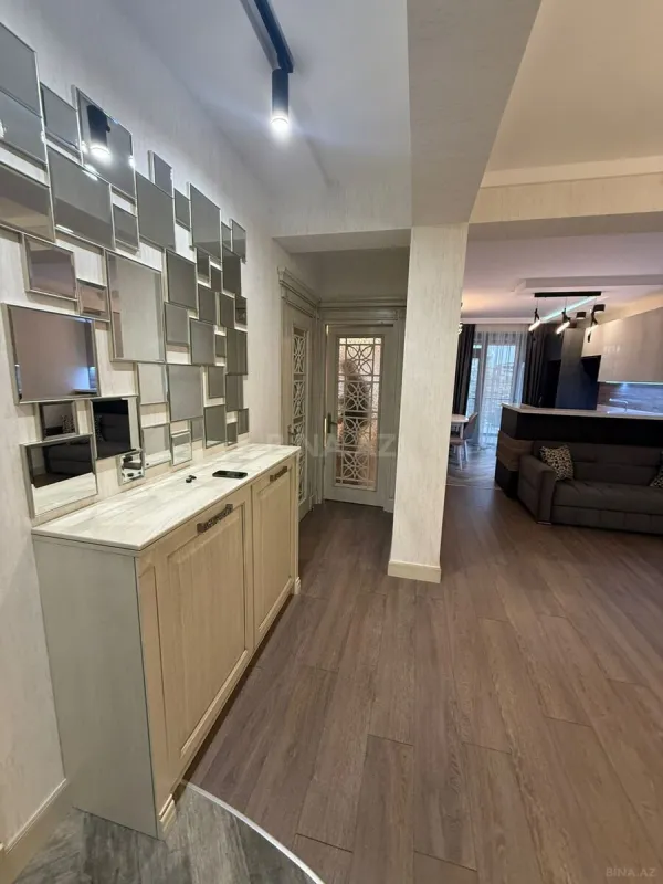 Satılır 2 otaqlı mənzil 64 m²