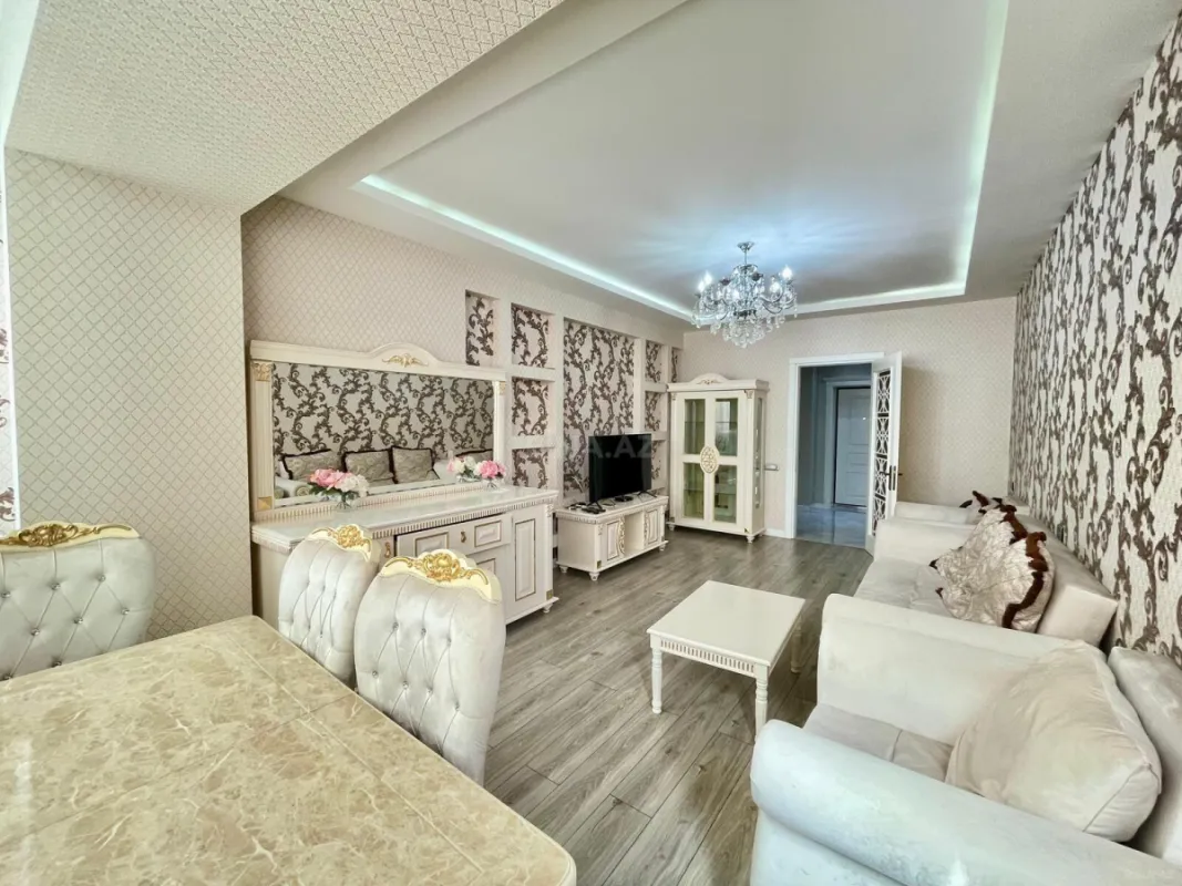 Kirayə verilir 2 otaqlı mənzil 80 m²