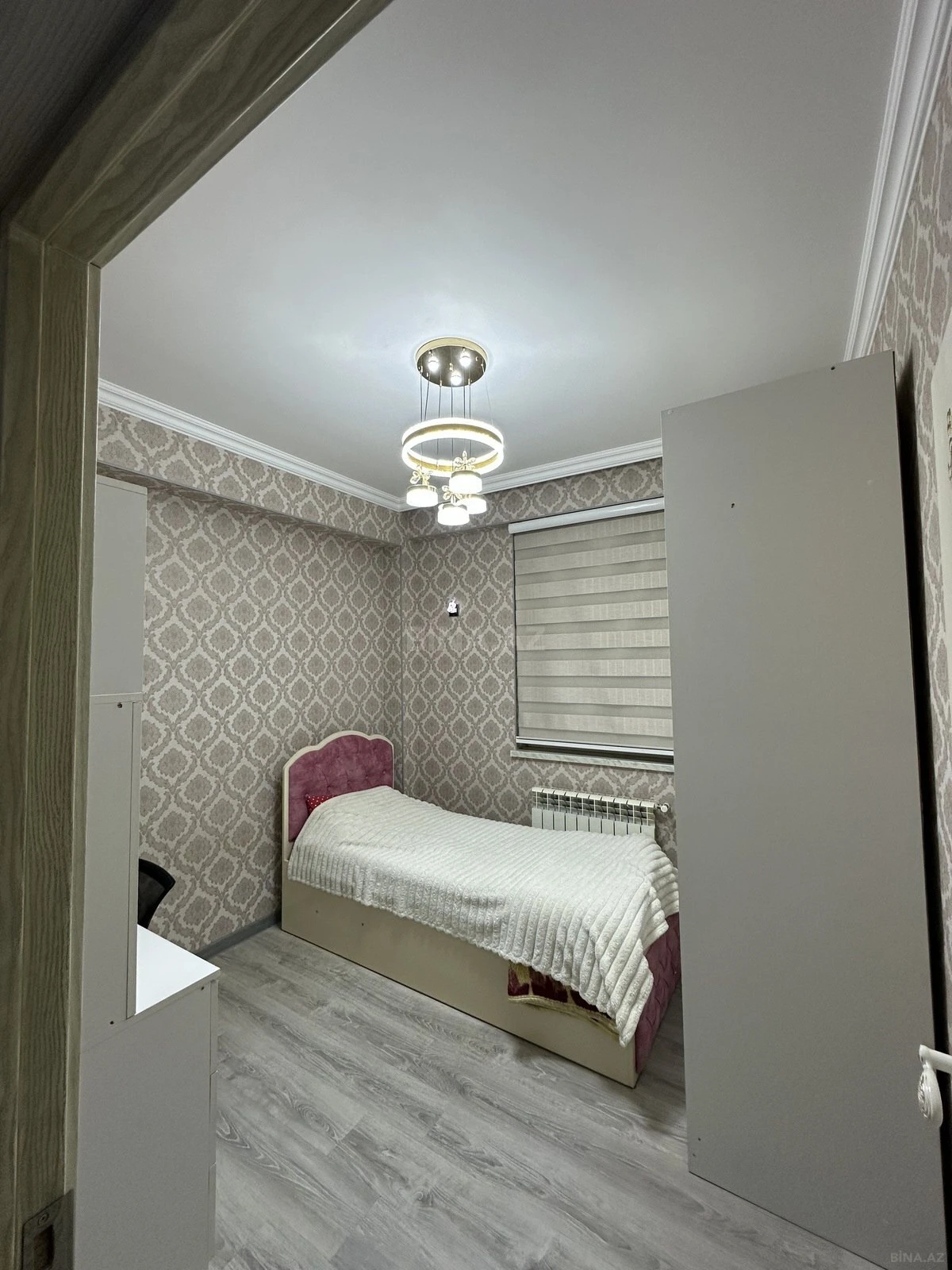 Satılır 4 otaqlı mənzil 83 m²