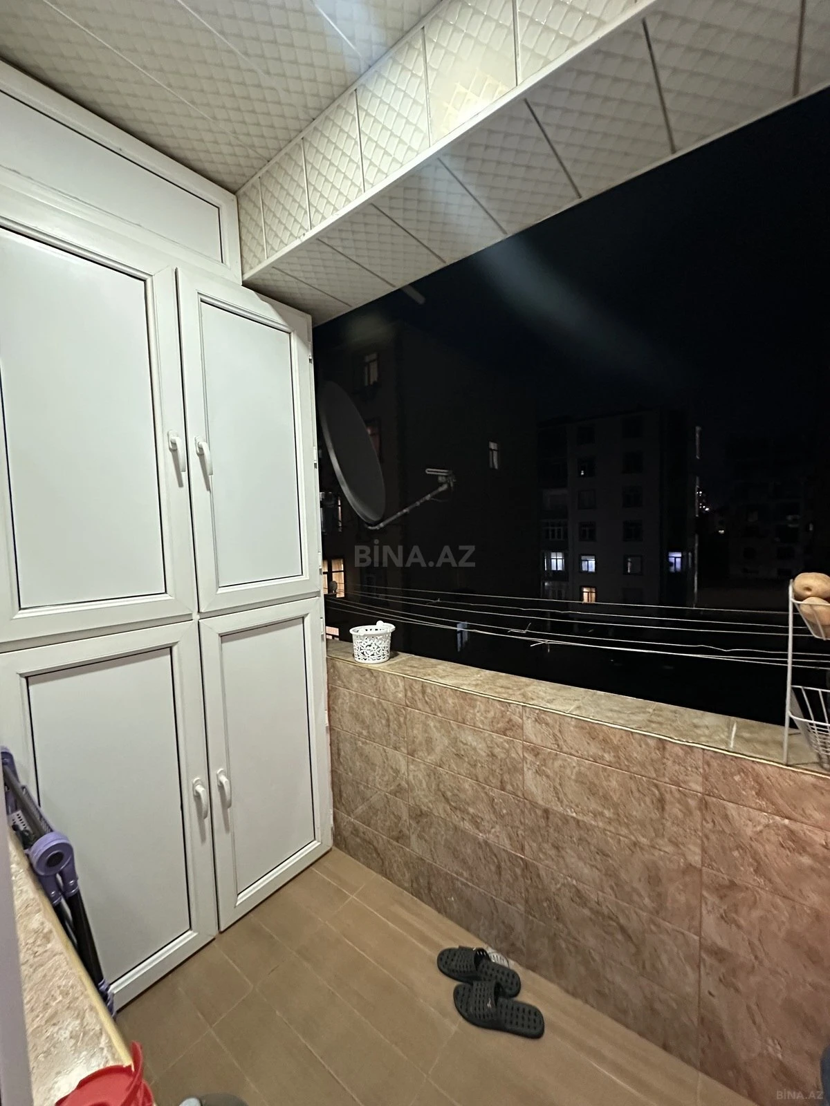 Satılır 4 otaqlı mənzil 83 m²