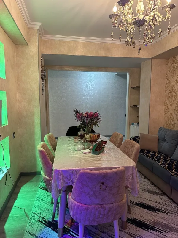 Satılır 4 otaqlı mənzil 83 m²