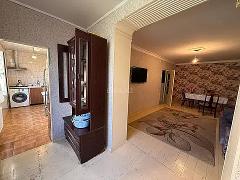 Kirayə verilir 4 otaqlı mənzil 80 m²