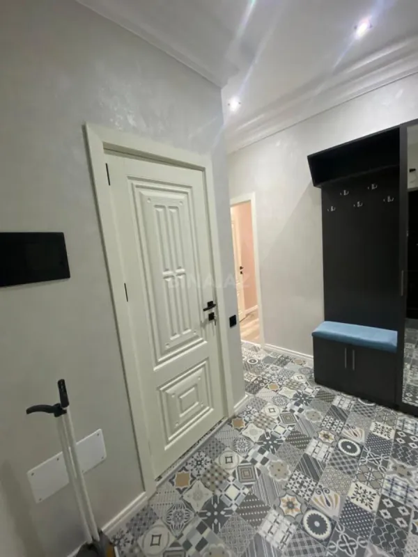Kirayə verilir 3 otaqlı mənzil 95 m²