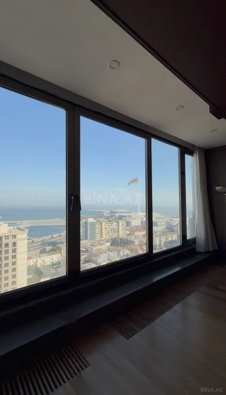 Satılır 2 otaqlı mənzil 100 m²