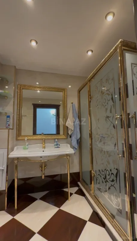 Satılır 2 otaqlı mənzil 100 m²