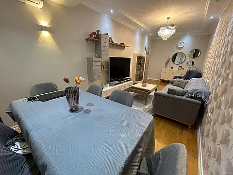 Satılır 2 otaqlı mənzil 75 m²