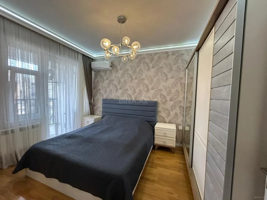 Satılır 2 otaqlı mənzil 75 m²