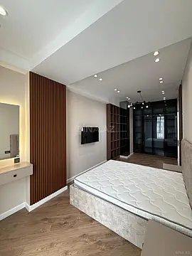 Satılır 3 otaqlı mənzil 118 m²