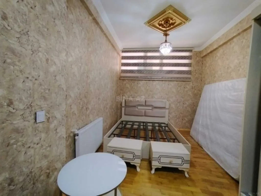 Satılır 2 otaqlı mənzil 75 m²