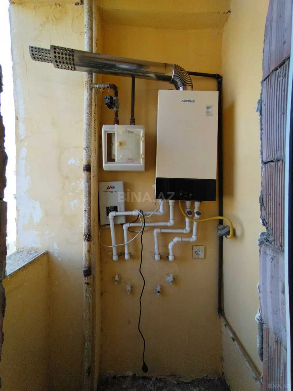 Satılır 2 otaqlı mənzil 75 m²