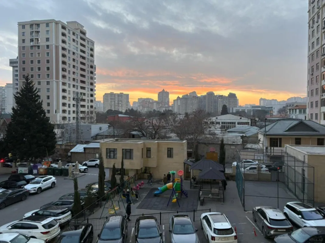 Satılır 2 otaqlı mənzil 55 m²