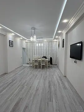 Kirayə verilir 2 otaqlı mənzil 73 m² — Bakı, Memar Əcəmi yanı 2 otaq 73.00 m²