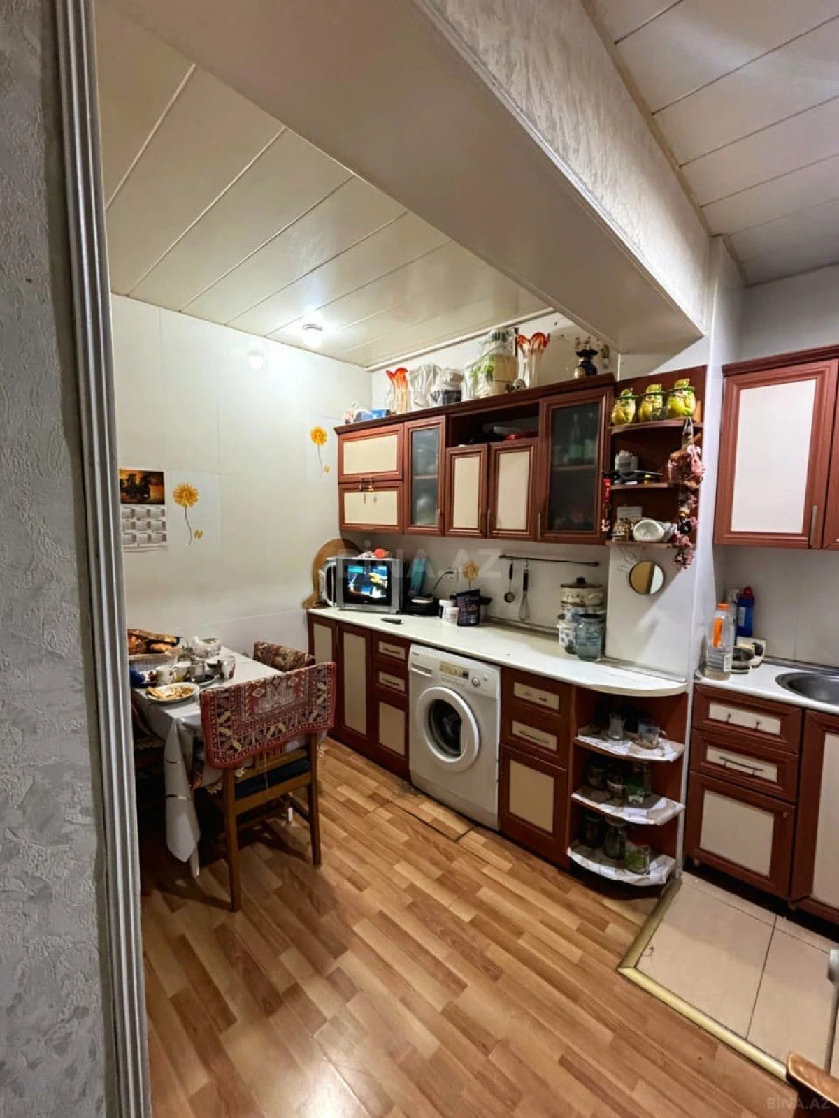 Satılır 4 otaqlı mənzil 110 m²