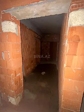 Satılır 1 otaqlı mənzil 56.8 m²