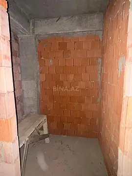 Satılır 1 otaqlı mənzil 56.8 m²