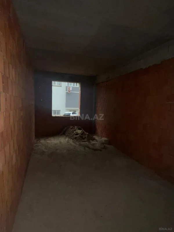 Satılır 1 otaqlı mənzil 56.8 m²