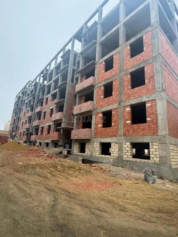 Satılır 1 otaqlı mənzil 56.8 m²