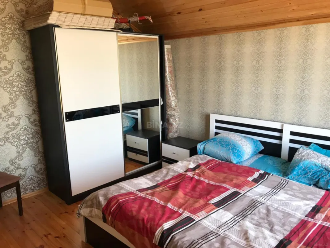 Satılır 4 otaqlı həyət evi 120 m²