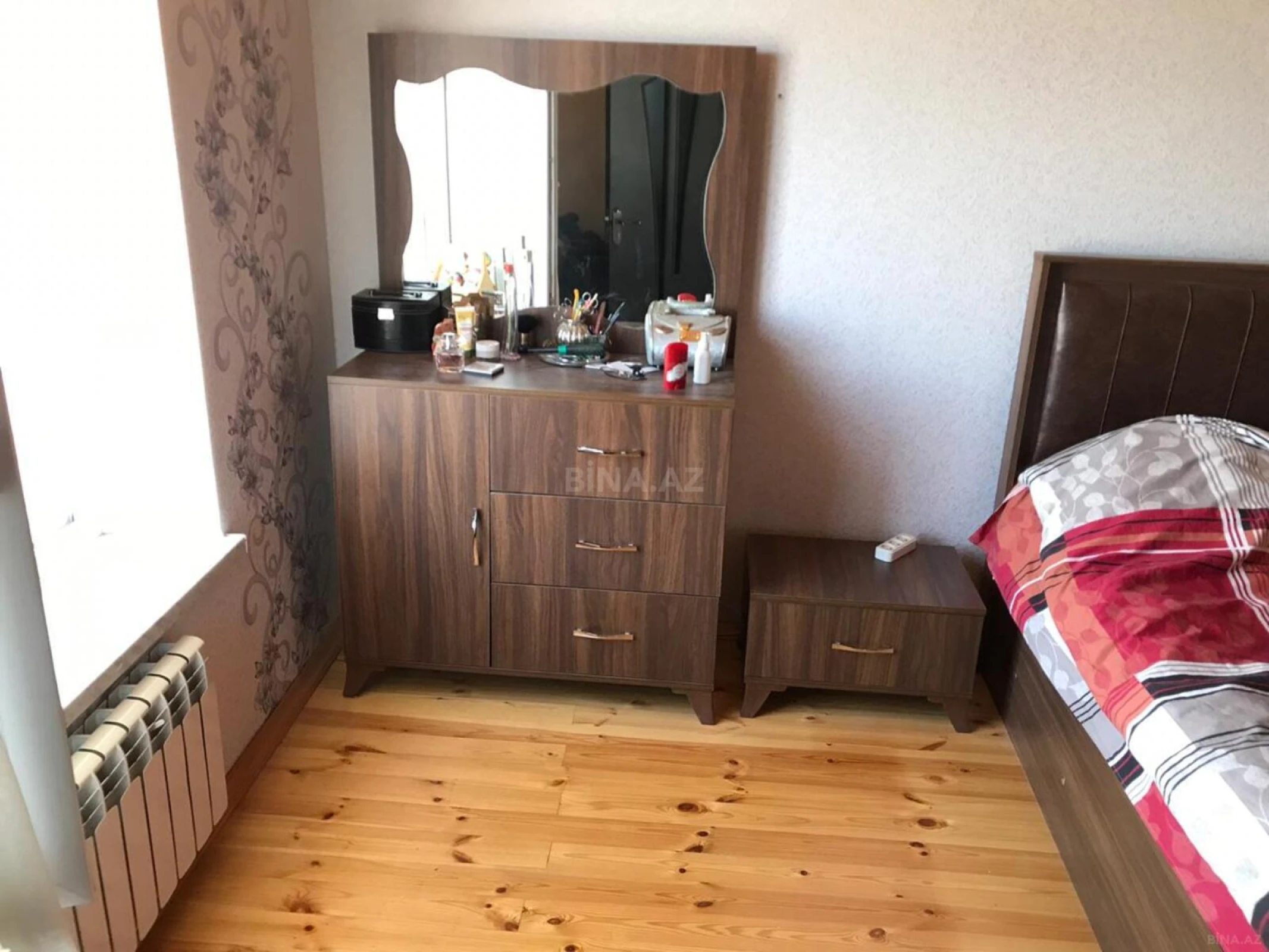 Satılır 4 otaqlı həyət evi 120 m²
