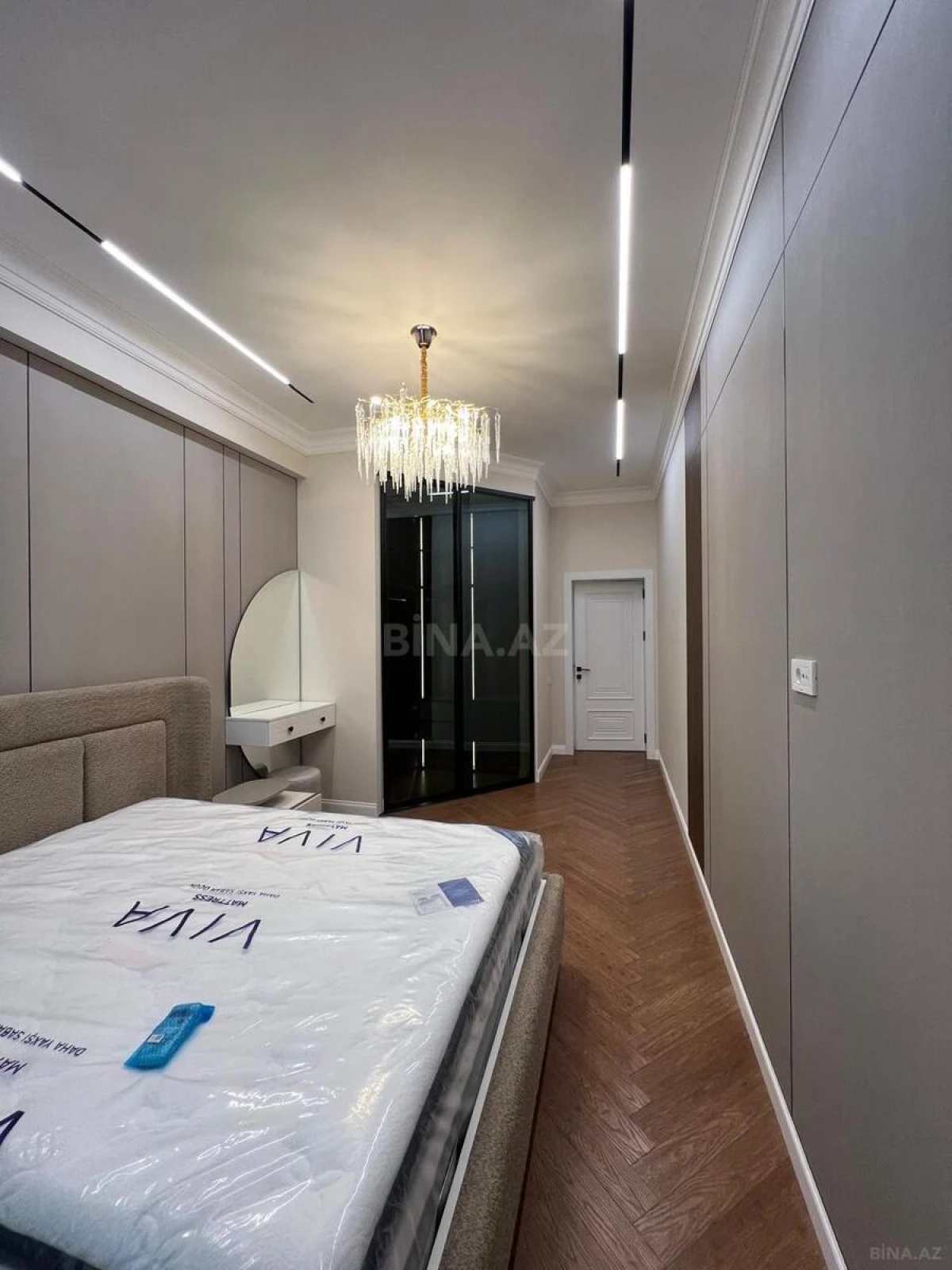 Kirayə verilir 2 otaqlı mənzil 71 m²