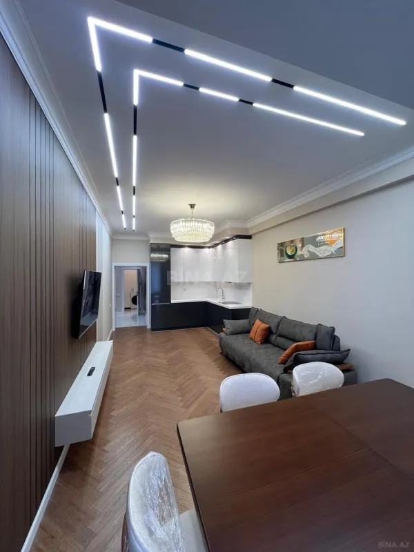 Kirayə verilir 2 otaqlı mənzil 71 m²