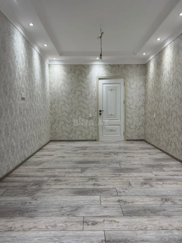 Satılır 3 otaqlı mənzil 120 m²