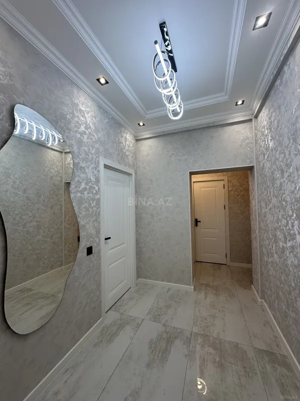 Satılır 2 otaqlı mənzil 65 m²