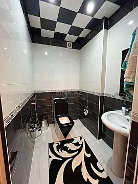 Satılır 3 otaqlı mənzil 150 m²