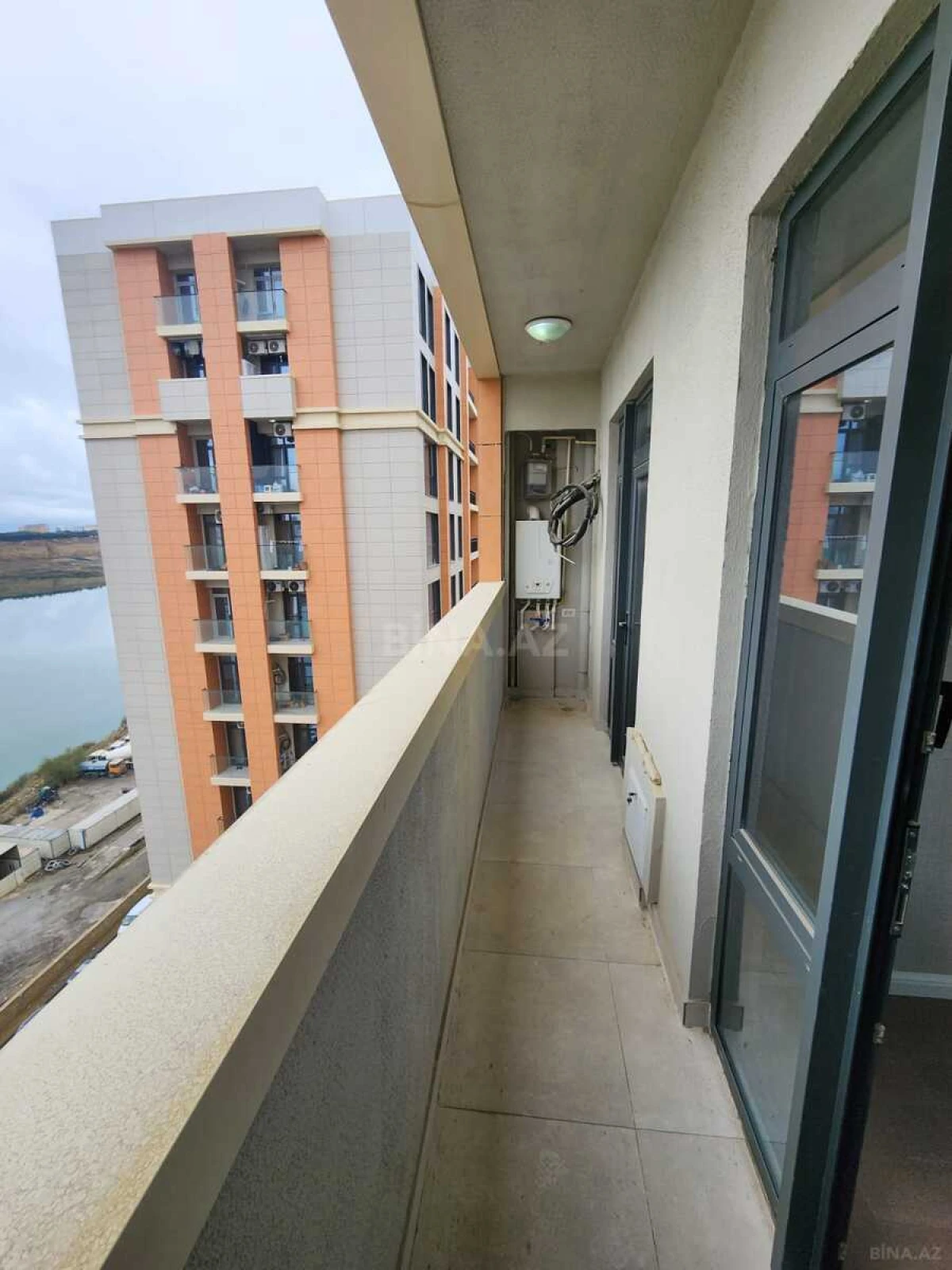 Satılır 3 otaqlı mənzil 72 m²