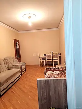 Satılır 4 otaqlı mənzil 110 m²