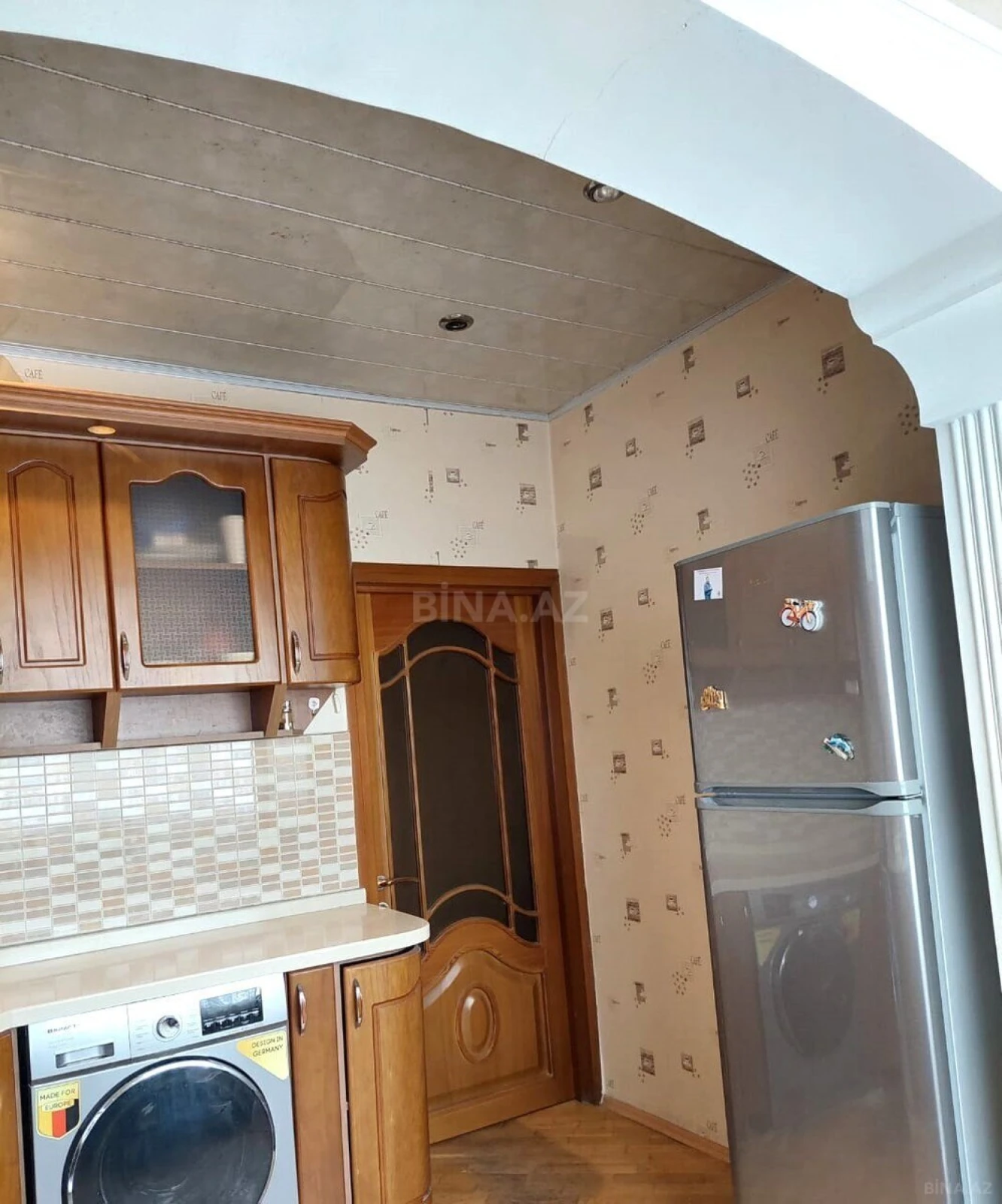 Satılır 4 otaqlı mənzil 110 m²