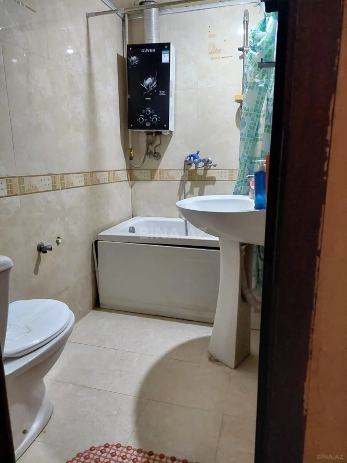 Satılır 4 otaqlı mənzil 110 m²