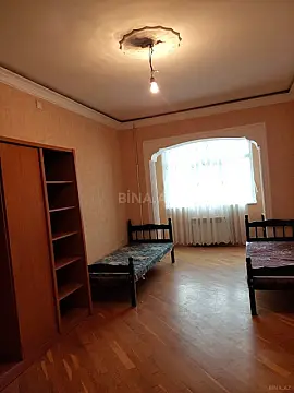Satılır 4 otaqlı mənzil 110 m²