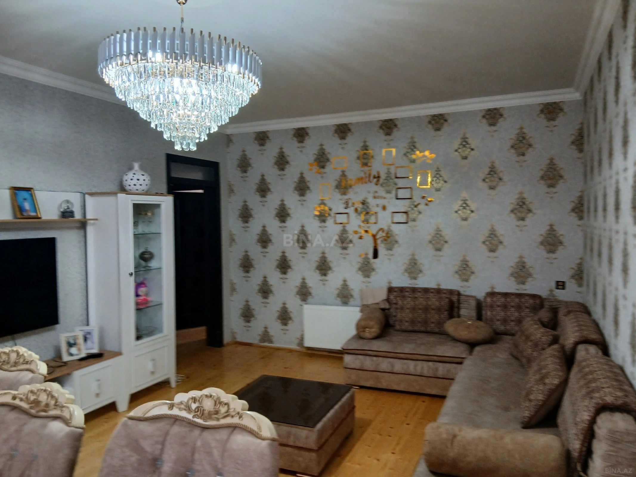 Satılır 5 otaqlı həyət evi 135 m²